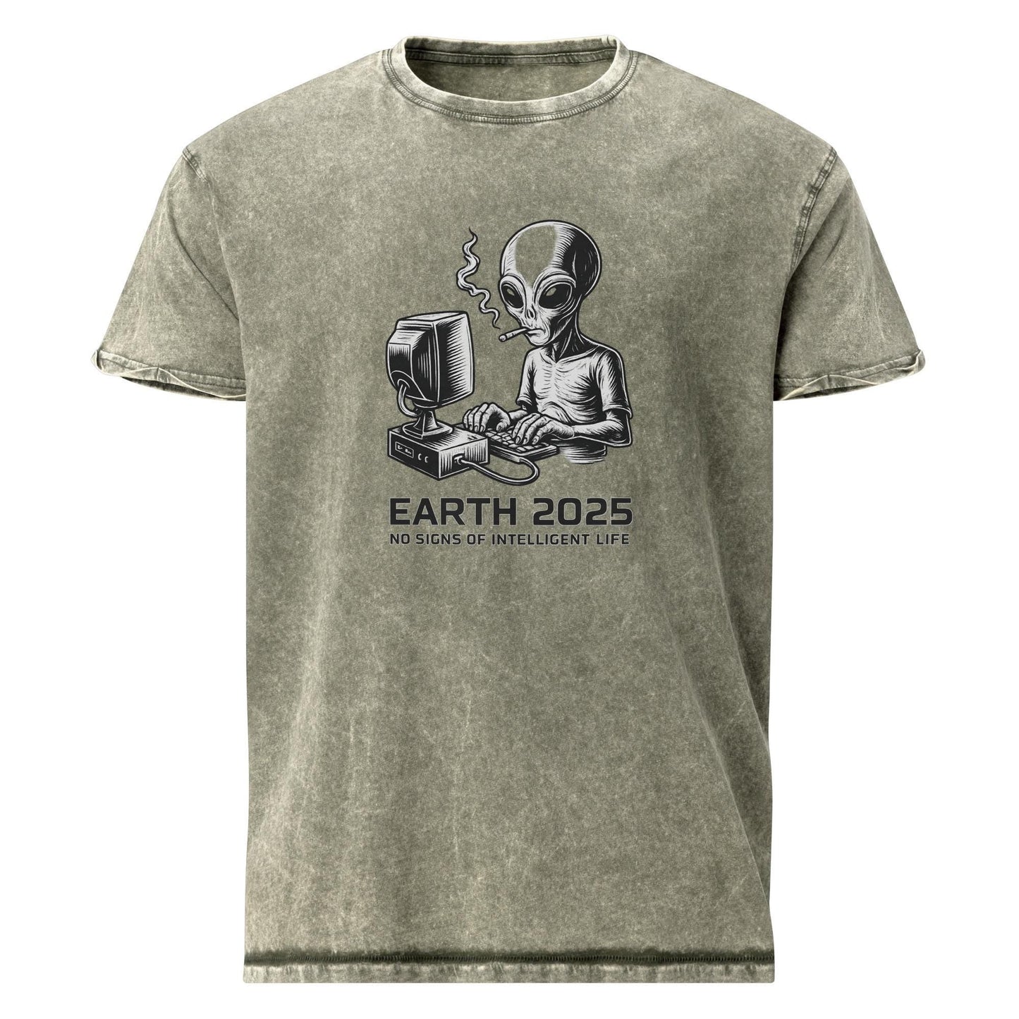 Alien Tee With Existential Irony | Retro Sci - Fi Smoking Computer Print | Funny Graphic Shirt - IconVexa