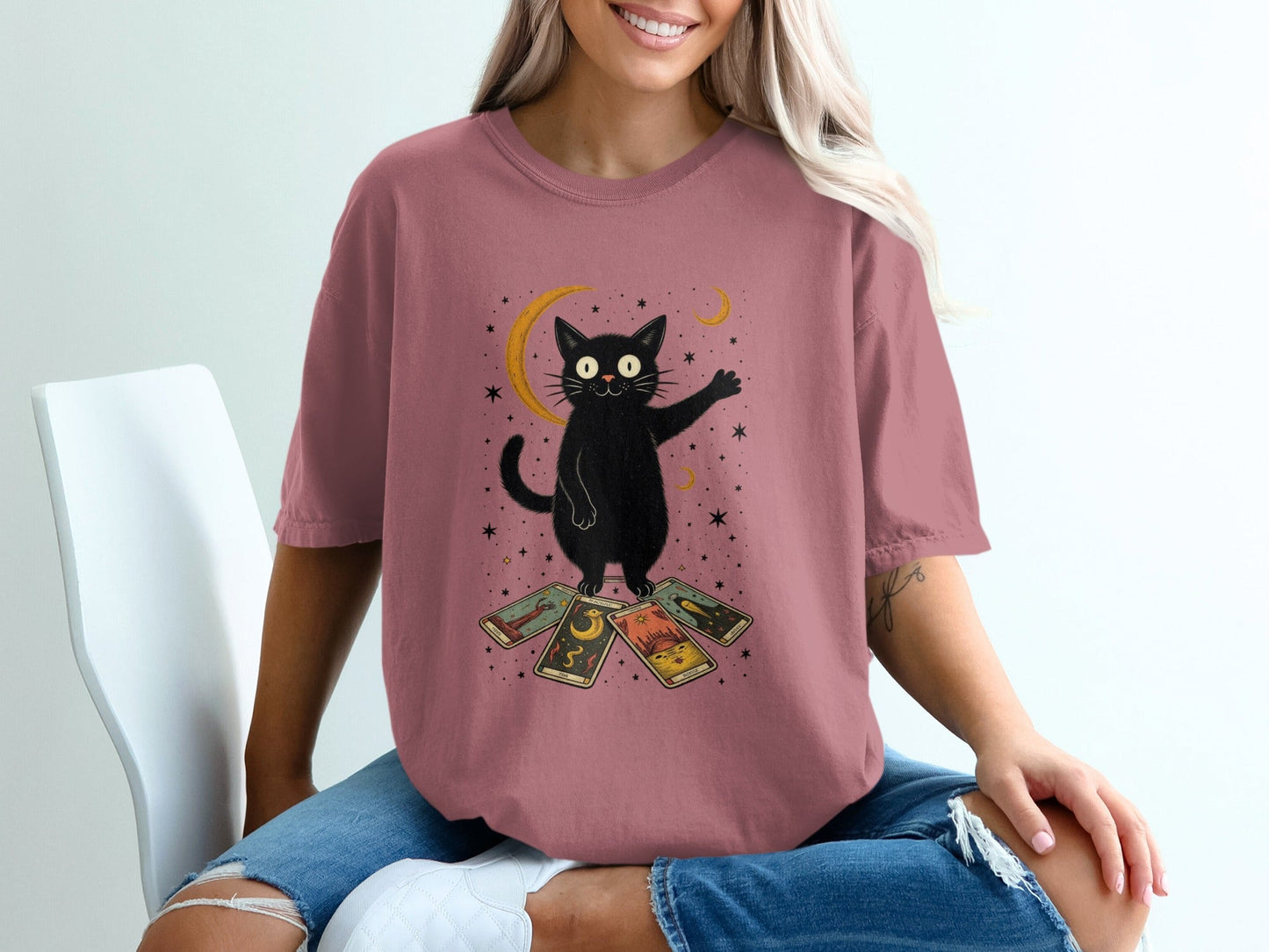 Black Cat Tarot Reading Moon Cycle Art Graphic T-Shirt - IconVexa