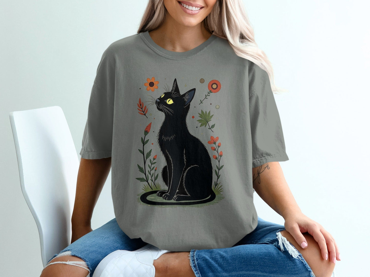 Cat in Floral Garden Graphic Crewneck Lavender T-Shirt - IconVexa