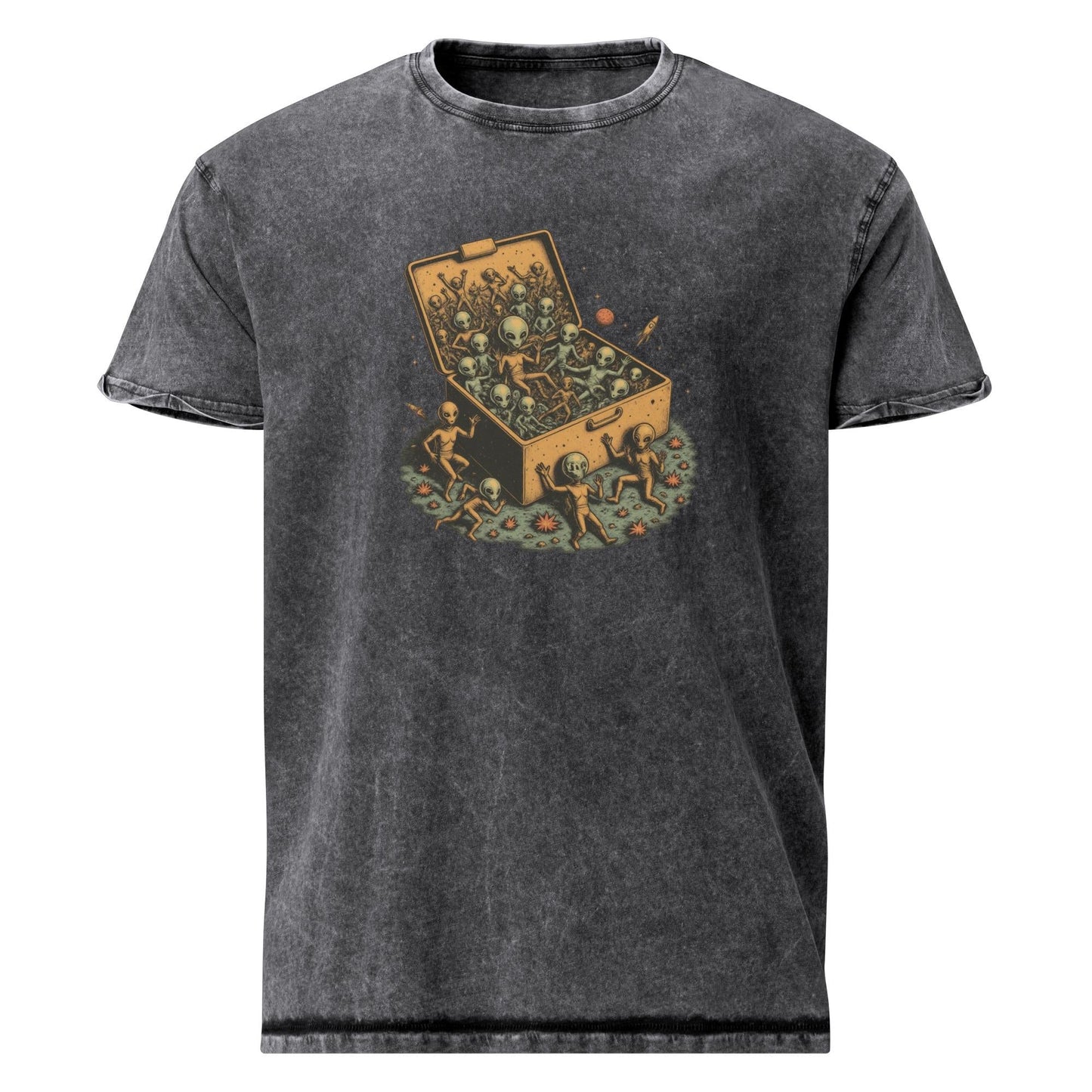 Suitcase Chaos With Alien Crew | Vintage Cartoon Space Scene | Funny Sci - Fi Graphic Tee - IconVexa