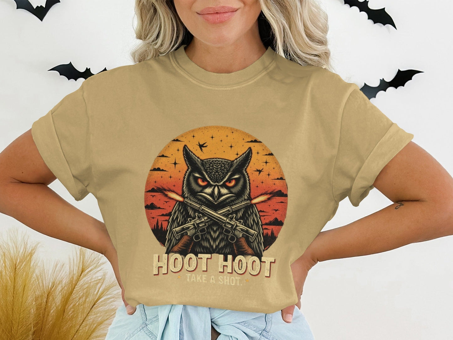 T-Shirt Owl with Guns Tee Hoot Hoot Take a Shot Design Shirt, Cool Animal Shirt, Bird Lover Gift Tee, Trendy Graphic Shirt Design - IconVexa