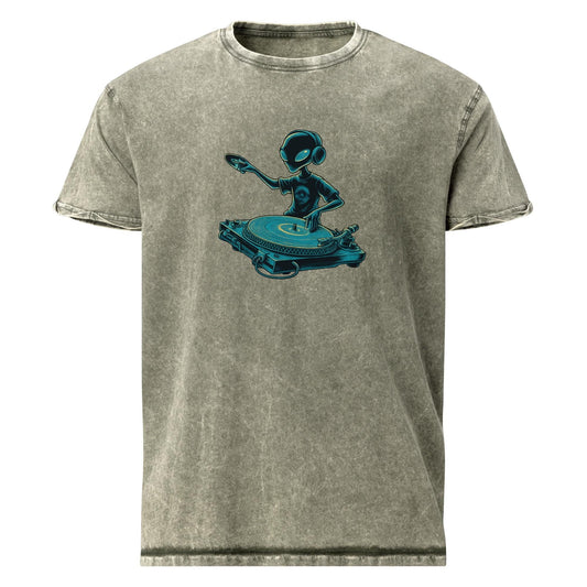 Alien DJ Tee | Space Theme Shirt for Music Lovers | Sci - Fi Streetwear Graphic T-Shirt - IconVexa