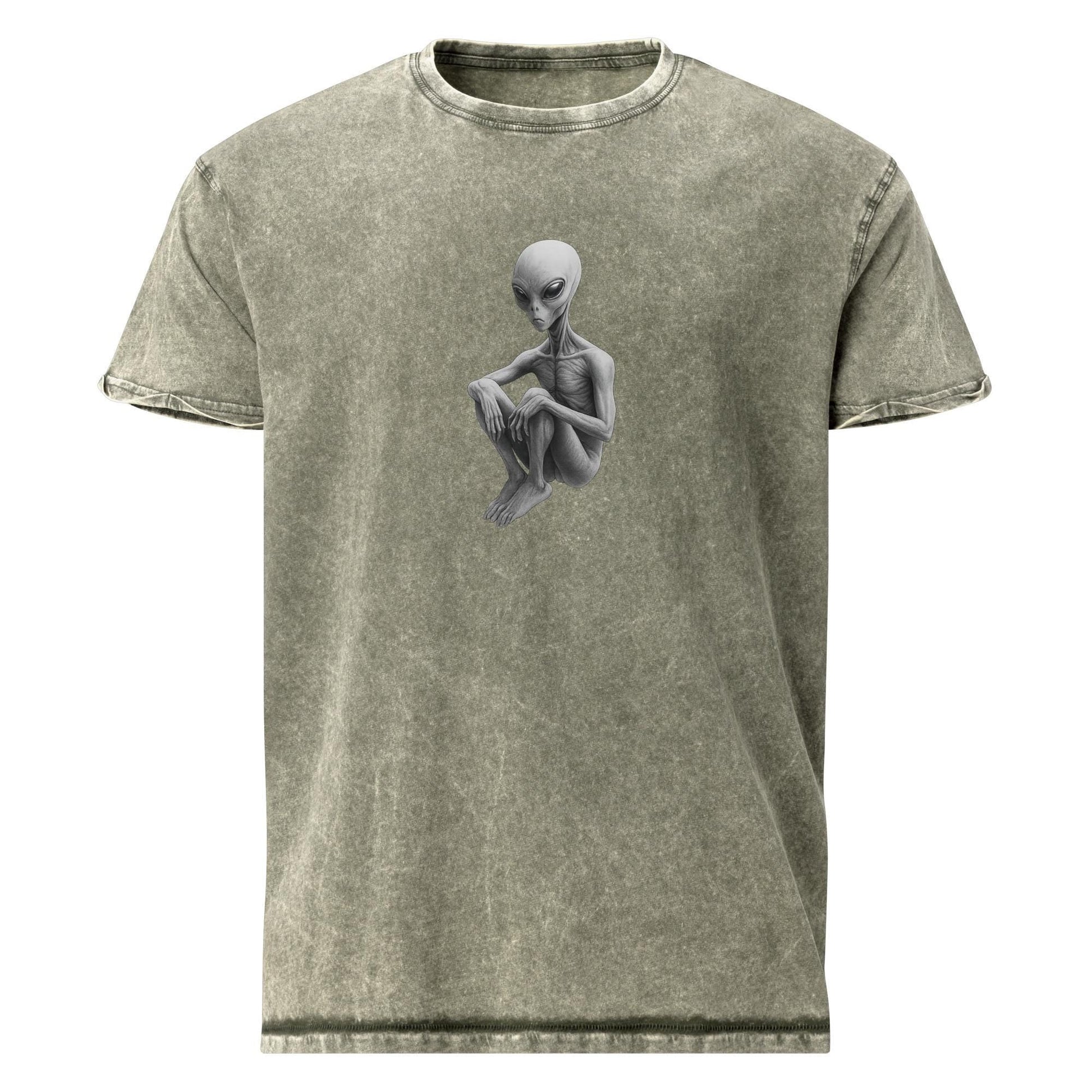 Alien In Thoughtful Silence | Vintage Sci - Fi Sketch Design | Emotional Grey Visitor Tee - IconVexa