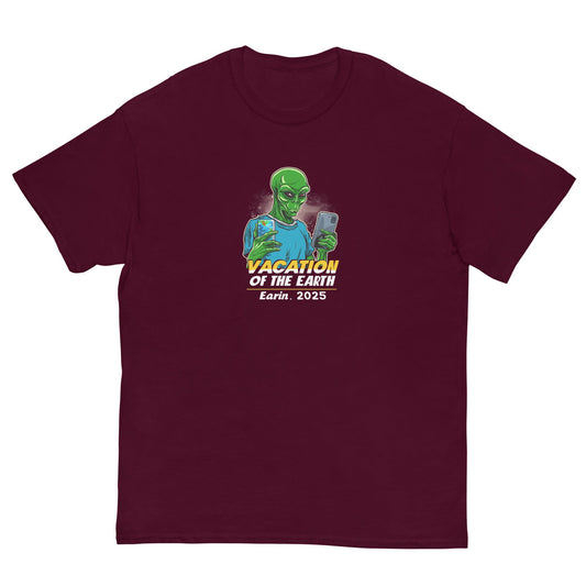 Alien Selfie Tee | Vacation on Earth 2025 Shirt | Funny Sci - Fi UFO Graphic T-Shirt - IconVexa