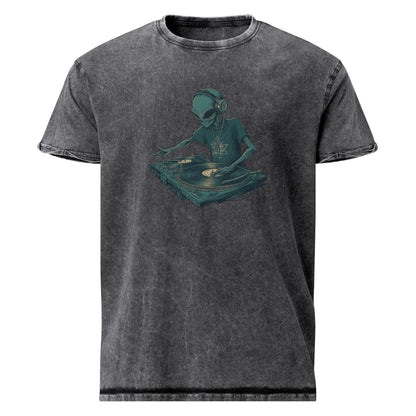 Alien Tee For Space DJ Fans | Retro Turntable Scratch Art | Music Lover Streetwear Shirt - IconVexa