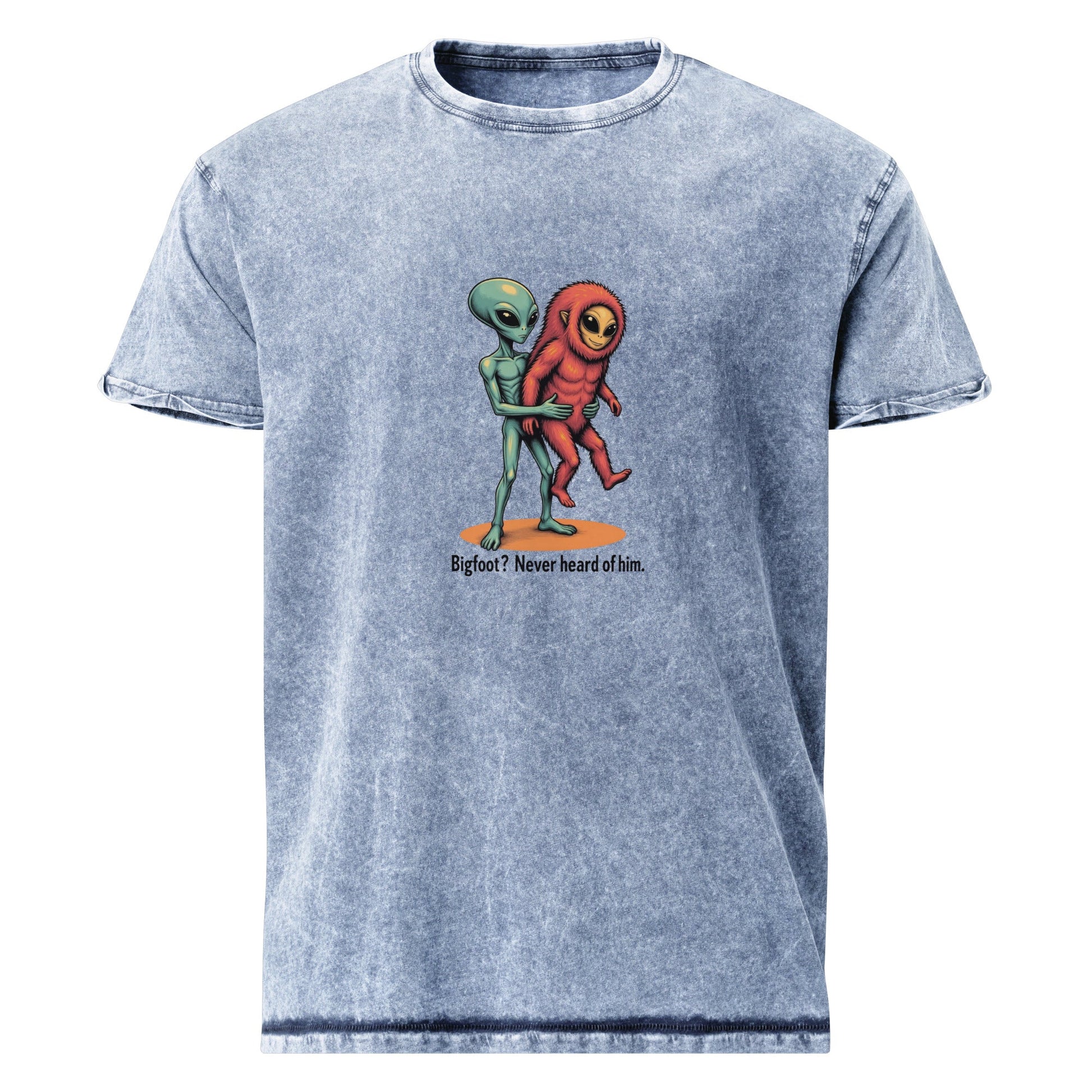Alien Tee With Cryptid Buddy | UFO Tee Bigfoot Meme Graphic | Funny Scifi T-Shirt Gift - IconVexa