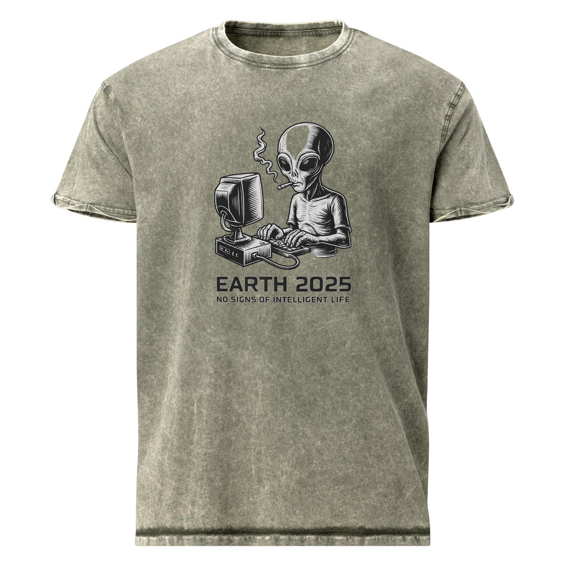 Alien Tee With Existential Irony | Retro Sci - Fi Smoking Computer Print | Funny Graphic Shirt - IconVexa
