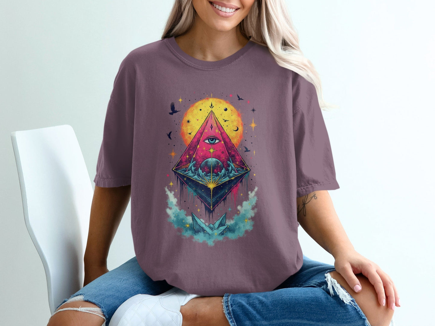 All Seeing Pyramid Eye Unisex Graphic Design T-Shirt - IconVexa