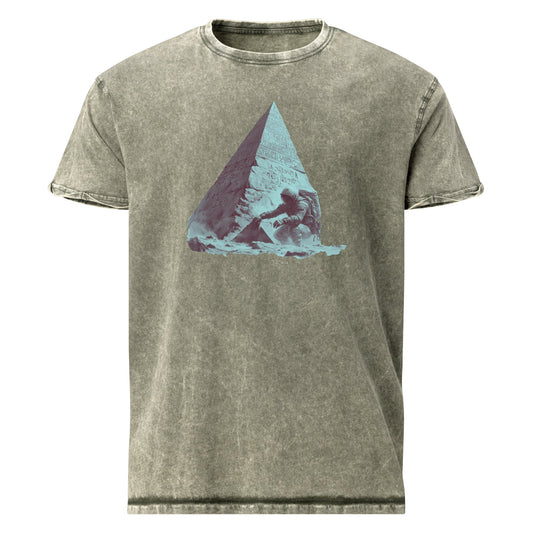 Astronaut Pyramid Discovery T-Shirt | Sci - Fi Ancient Alien Tee | Space Explorer Graphic Shirt - IconVexa
