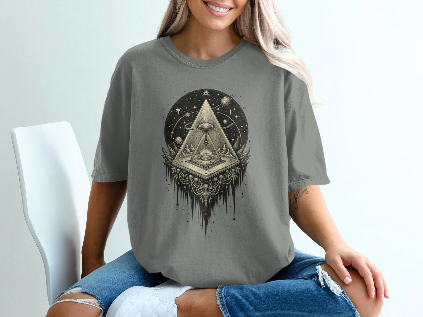 Eye in Pyramid Universe Graphic Design Unique T-Shirt - IconVexa