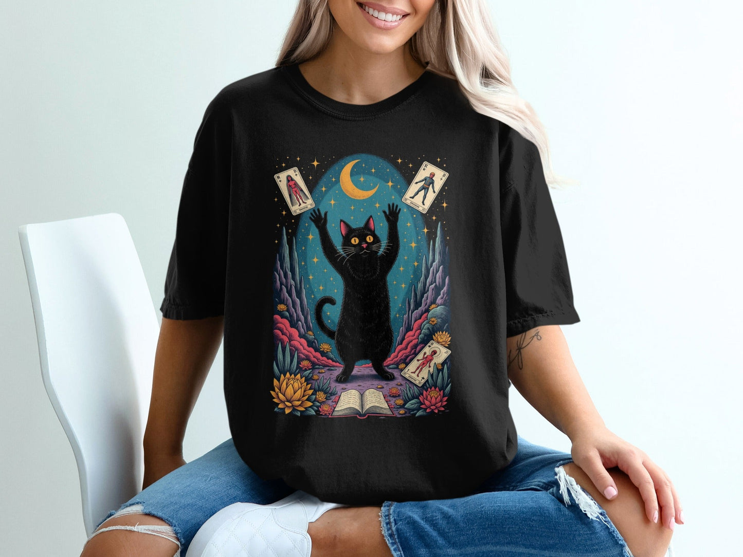 Mystic Feline Fortune Teller Card Reading Cat Design T-Shirt - IconVexa