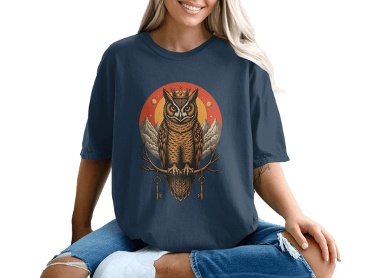 Owl with Crown And Keys Design Graphic Trendy T-Shirt - IconVexa