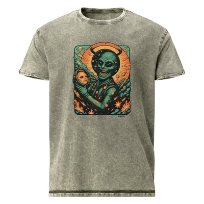 Psychedelic Alien Horror Shirt | Vintage Sci - Fi Space Tee | Cosmic Art Graphic T-Shirt - IconVexa