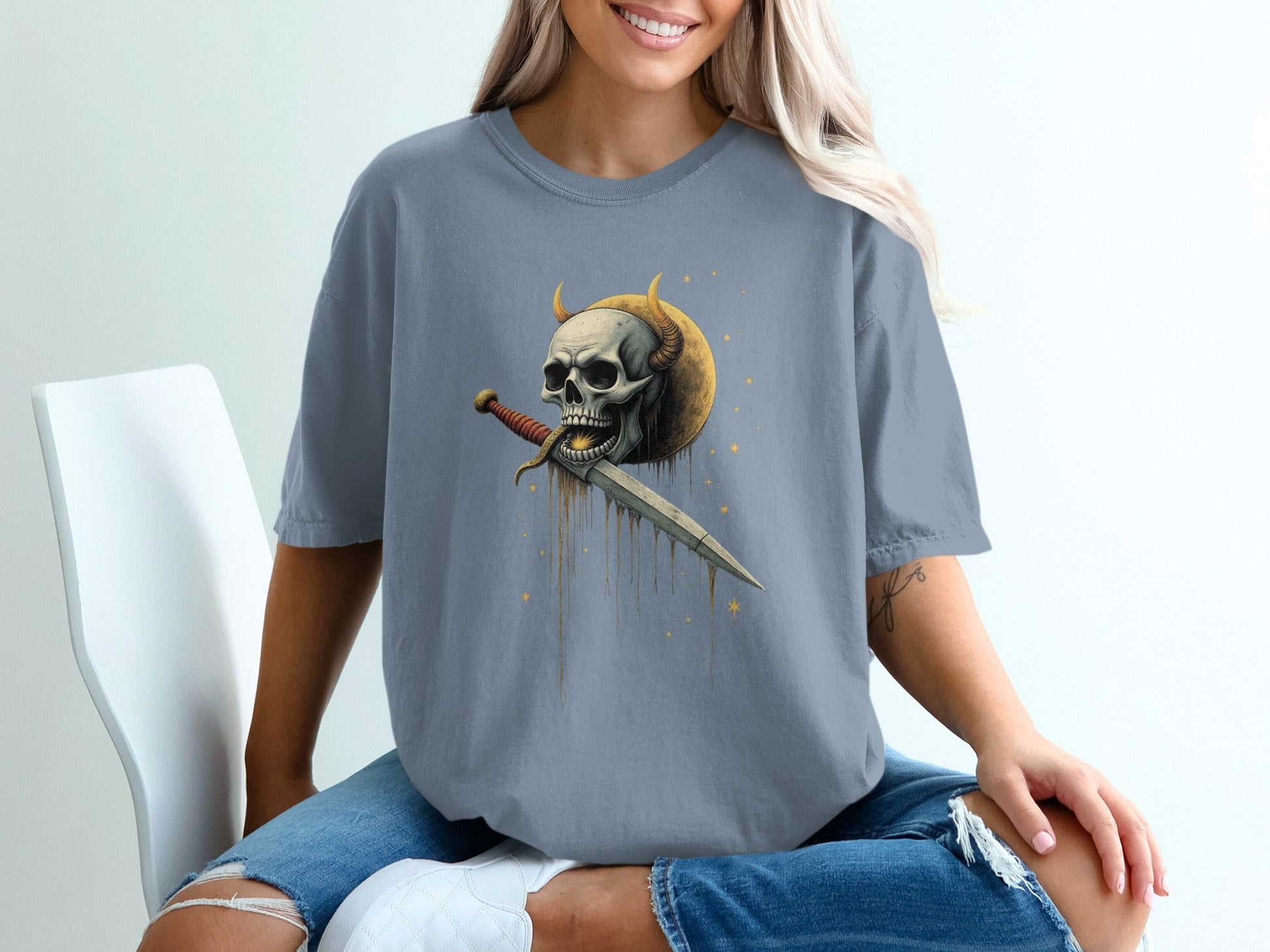 Skull With Horns and Dagger Graphic Print Design T-Shirt - IconVexa