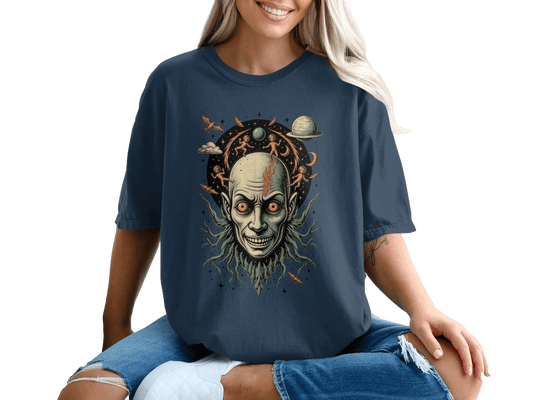 Space Alien Head Illustration Graphic Trendy T-Shirt - IconVexa