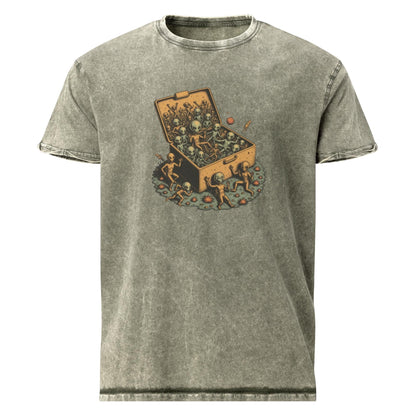 Suitcase Chaos With Alien Crew | Vintage Cartoon Space Scene | Funny Sci - Fi Graphic Tee - IconVexa