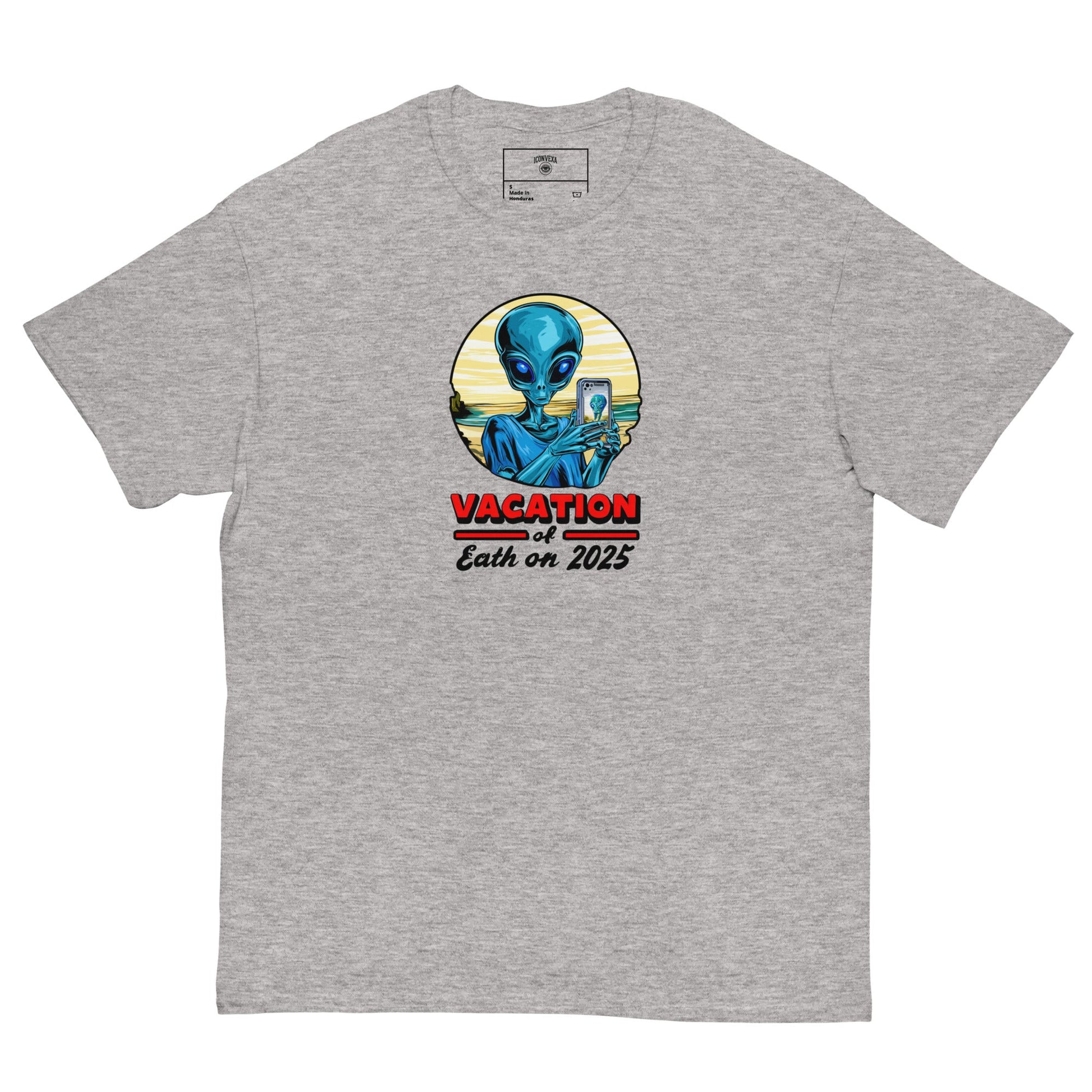 Vacation Selfie Alien Tee | Funny Space Shirt | Sci - Fi Retro Unisex T-Shirt - IconVexa