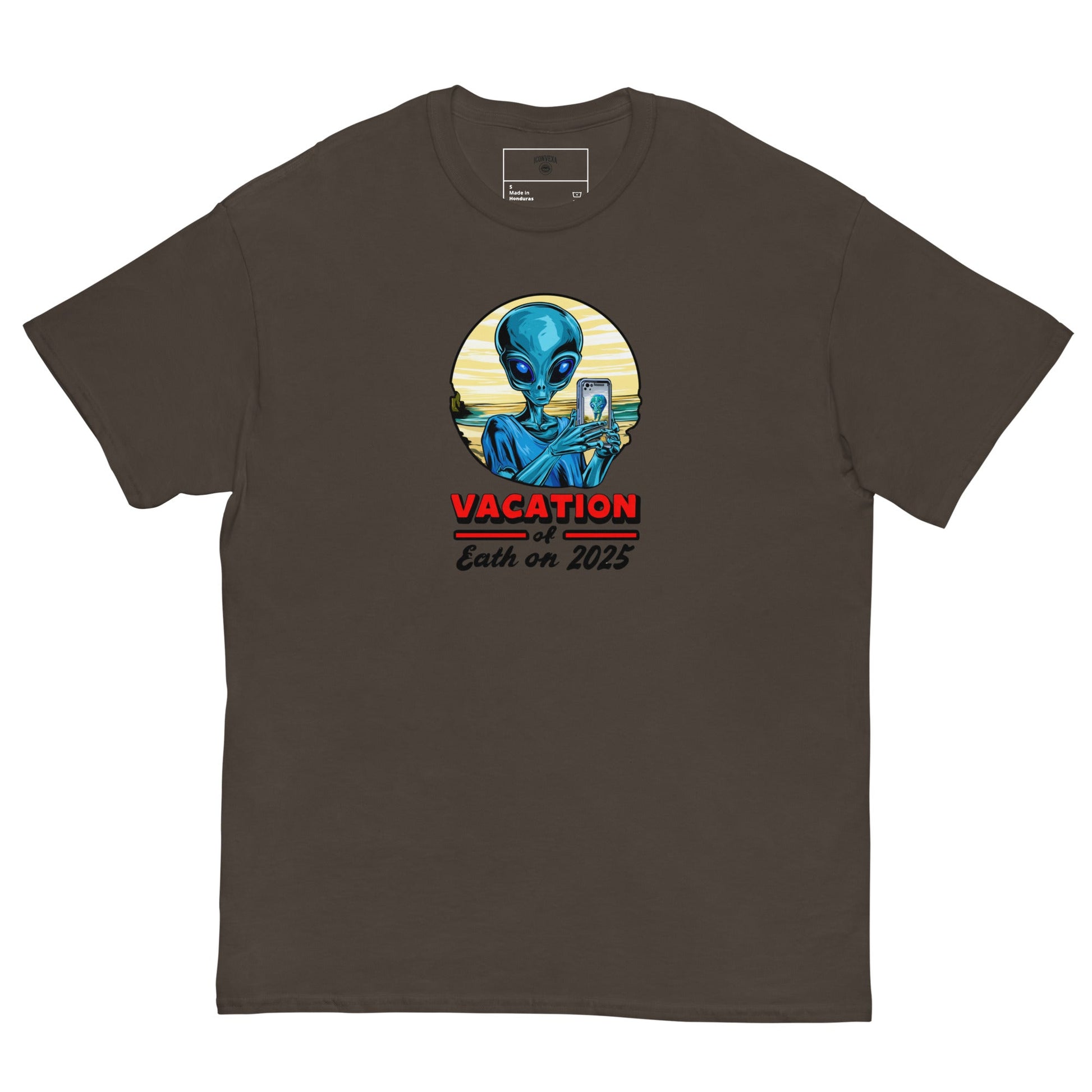 Vacation Selfie Alien Tee | Funny Space Shirt | Sci - Fi Retro Unisex T-Shirt - IconVexa