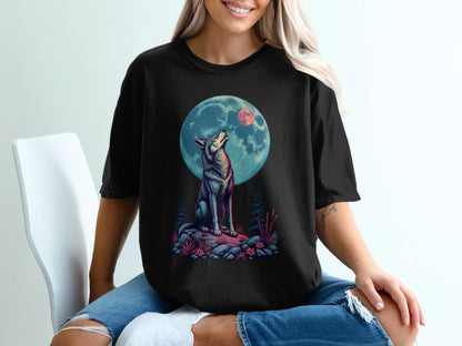 Wolf Under Moonlight Graphic Design Short Sleeve T-Shirt - IconVexa